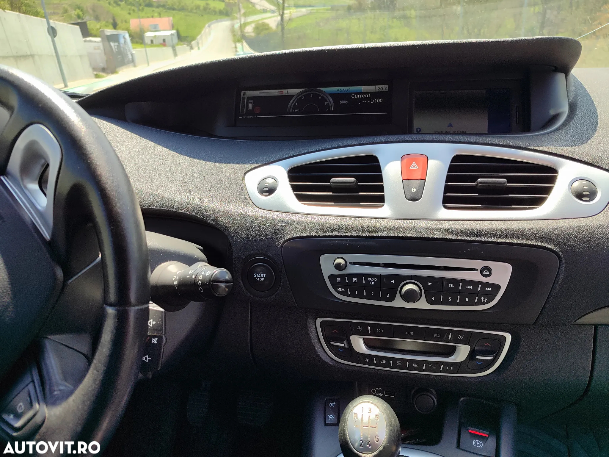 Renault Grand Scenic 1.9 dCi FAP Avantage - 6