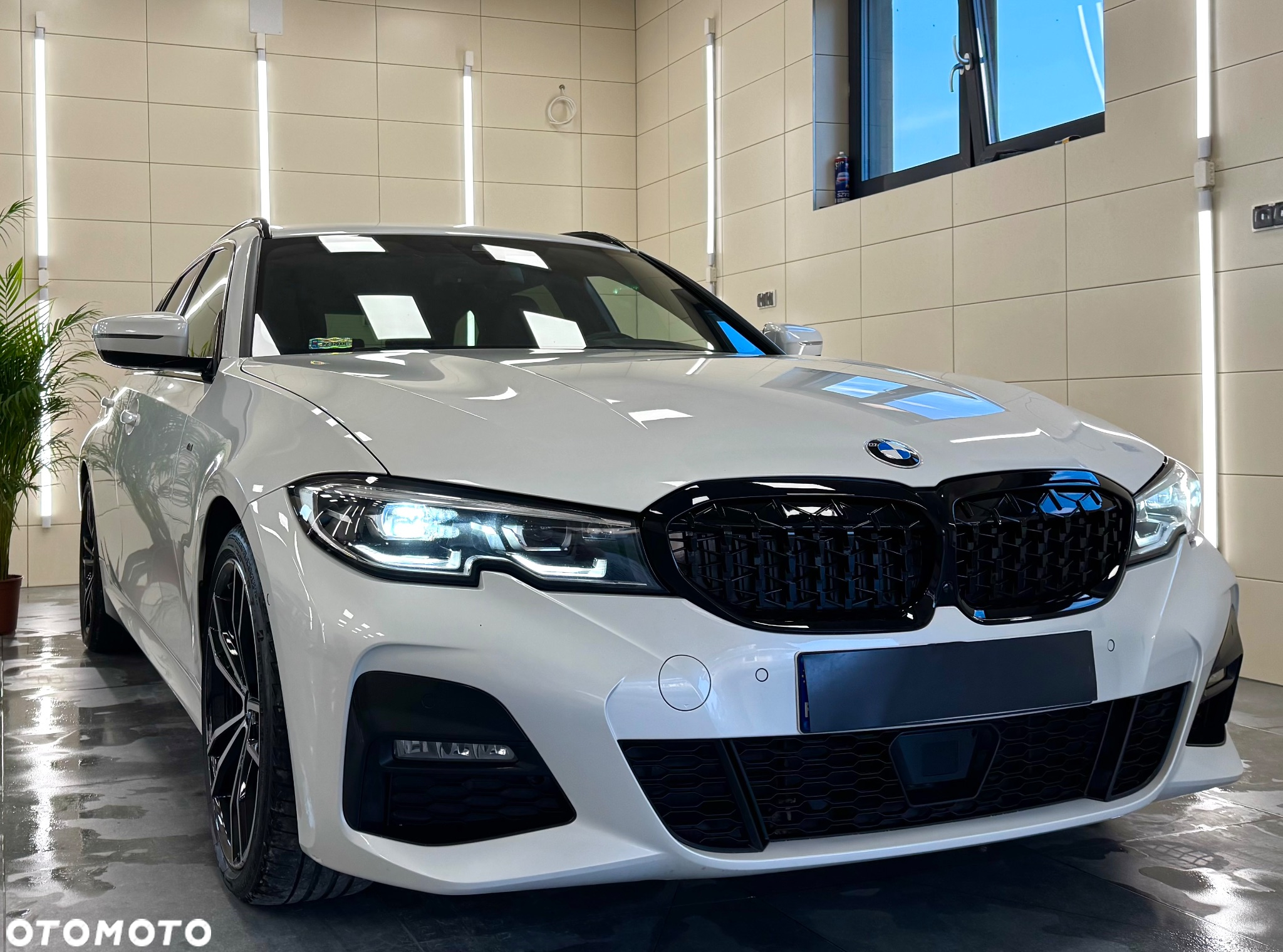 BMW Seria 3 320d xDrive M Sport sport - 4