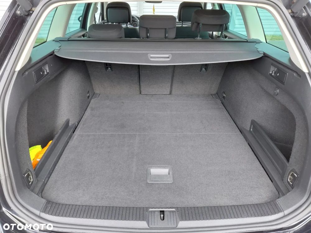 Volkswagen Passat Variant 1.6 TDI (BlueMotion Technology) Comfortline - 12