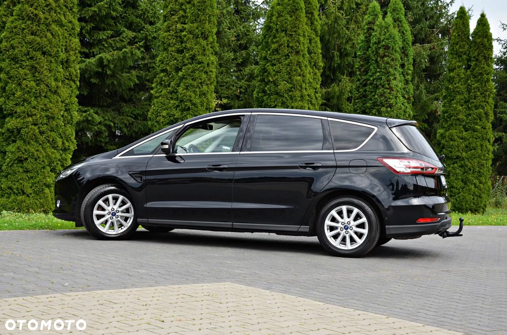 Ford S-Max - 21
