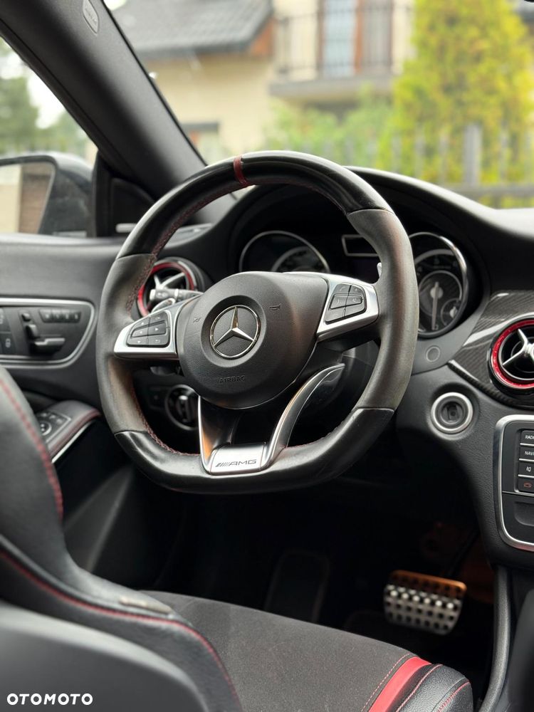 Mercedes-Benz CLA 45 AMG 4-Matic - 8