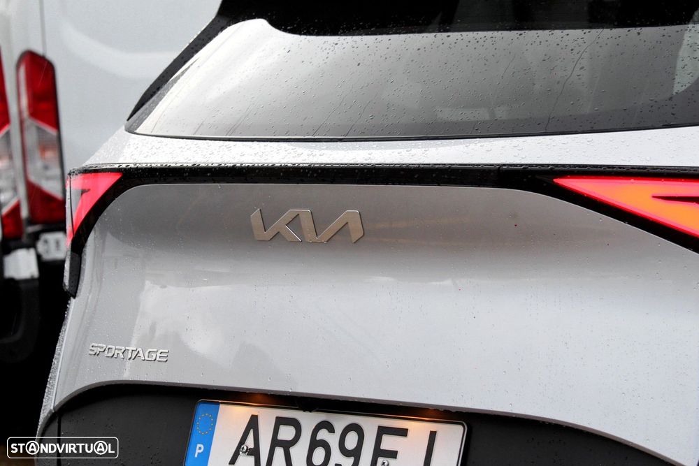 Kia Sportage 1.6 T-GDI Drive - 10