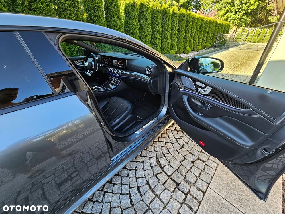 Mercedes-Benz CLS - 29