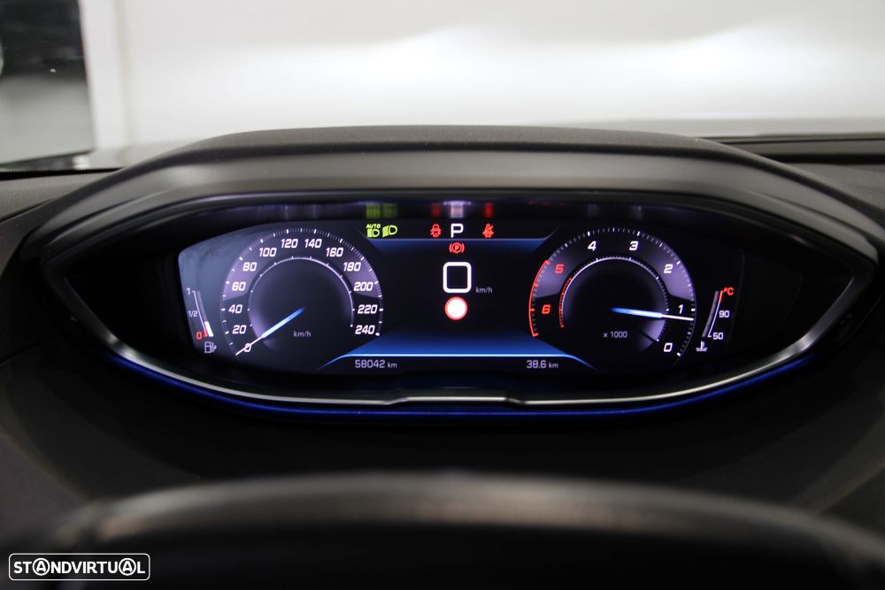 Peugeot 3008 1.5 BlueHDi Allure Pack EAT8 - 15