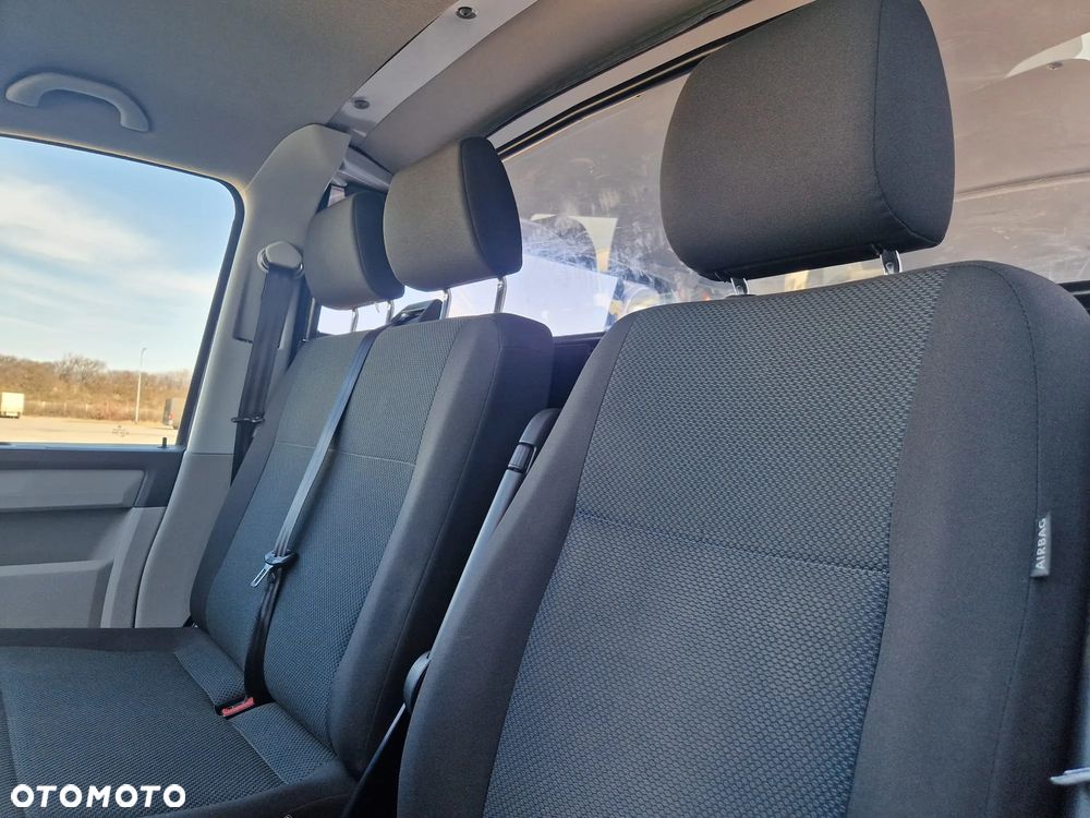 Volkswagen Transporter L2H1 4Motion DSG - 19