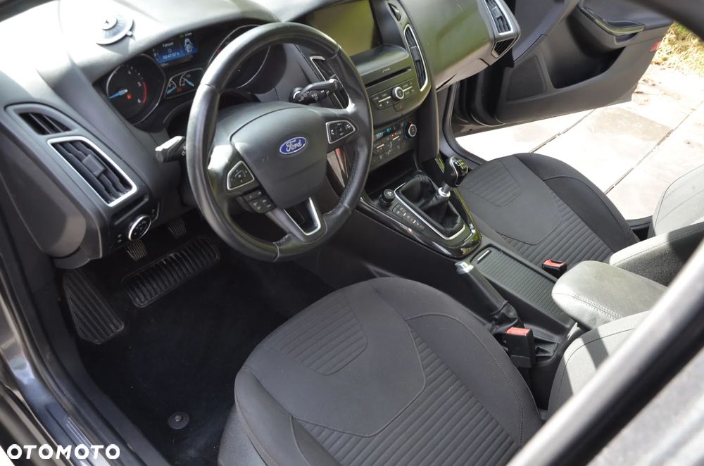 Ford Focus 1.5 TDCi Titanium - 10