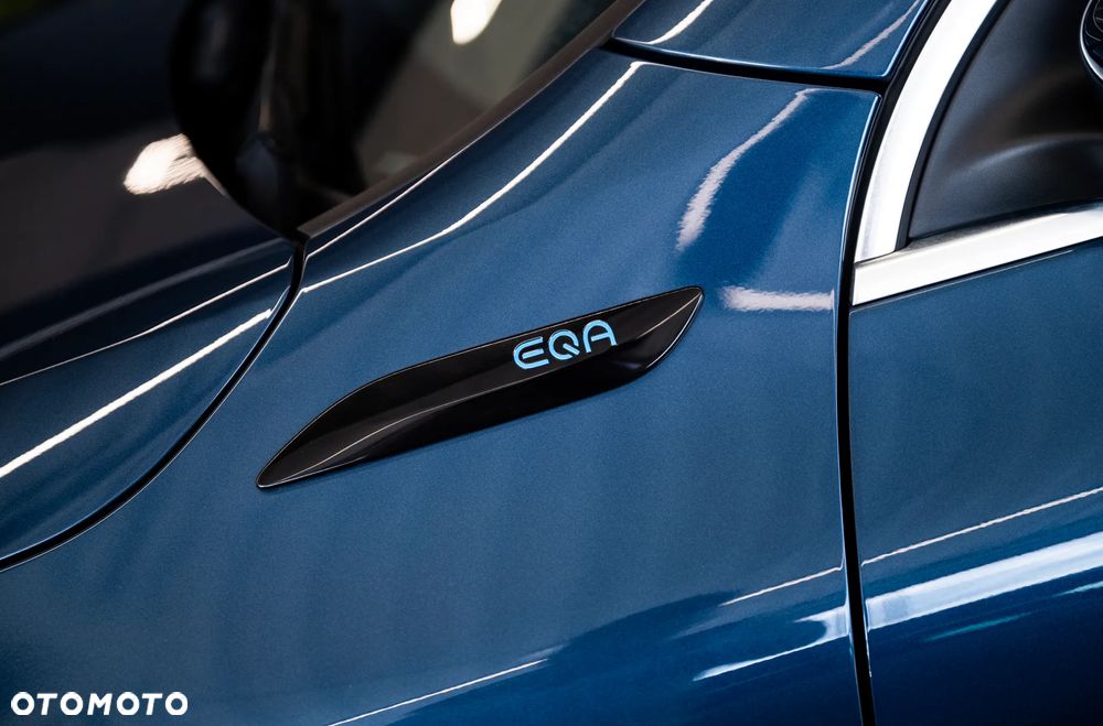 Mercedes-Benz EQA 250 66.5kWh Electric Art - 16