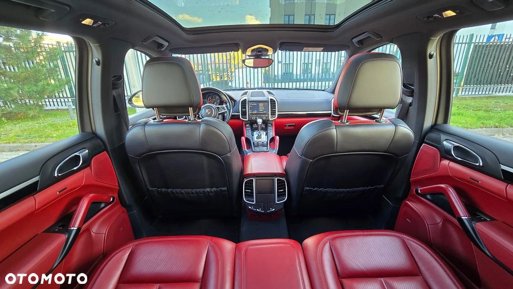 Porsche Cayenne - 17