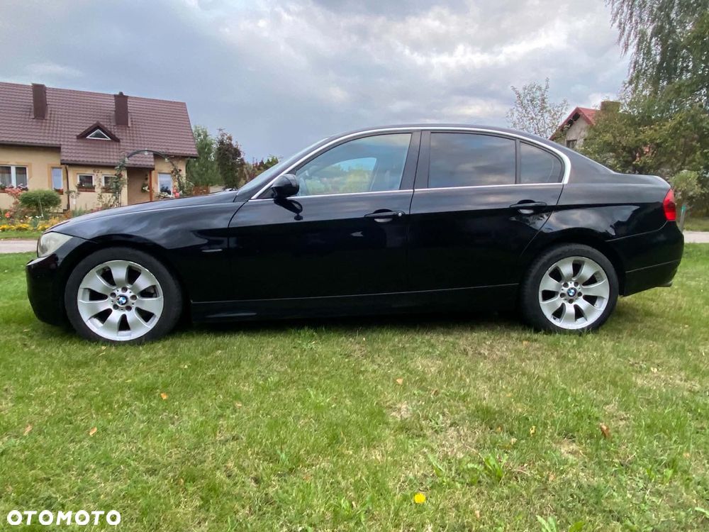BMW E90