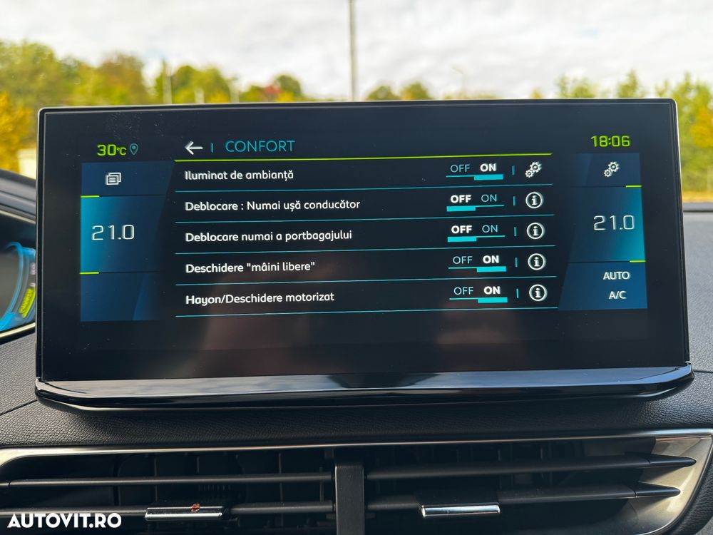 Peugeot 3008 PHEV 225 EAT8 GT - 25