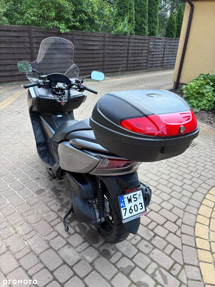 Honda NSS - 22