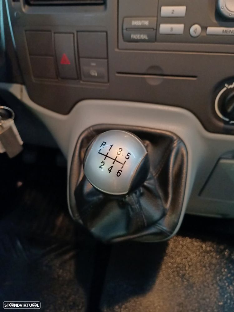 Ford Transit Challenger Genesis 58 - 22