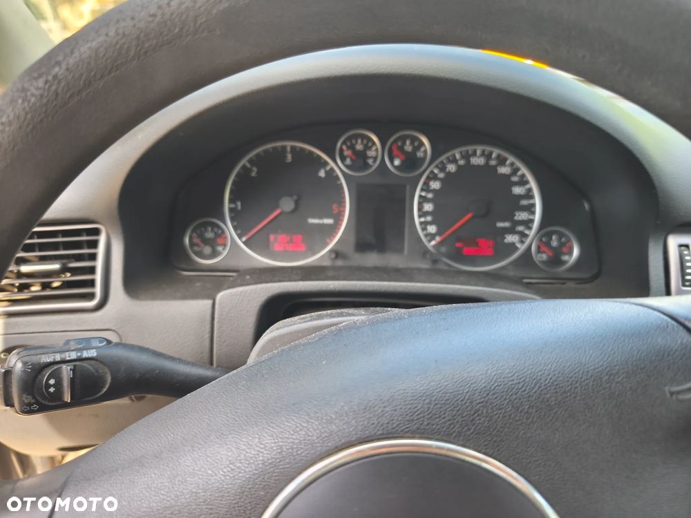 Audi A6 Avant 2.5 TDI Tiptr - 1