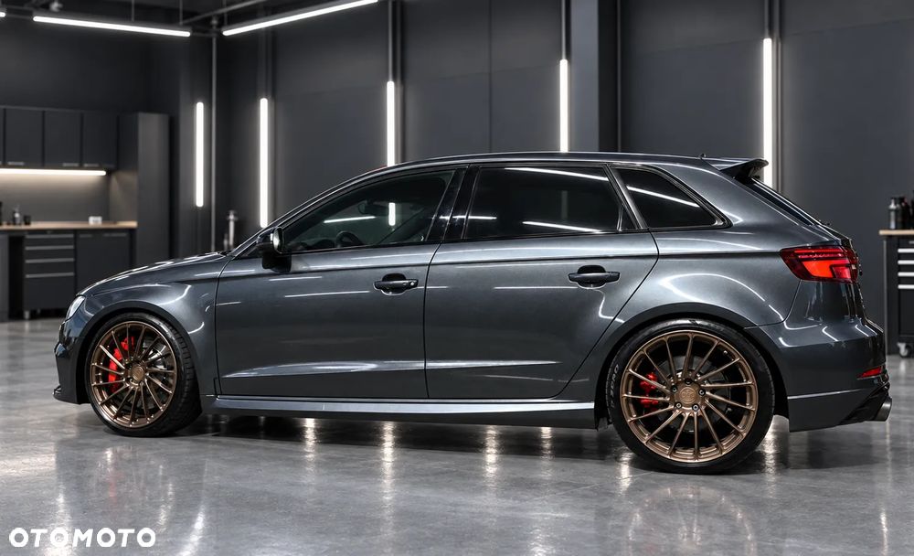Audi RS3 Sportback - 17