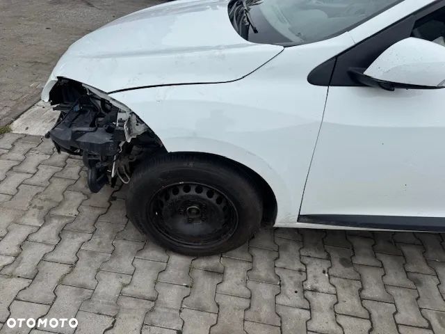 Megane III biała czesci maska blotnik drzwi 1.5 dci - 5