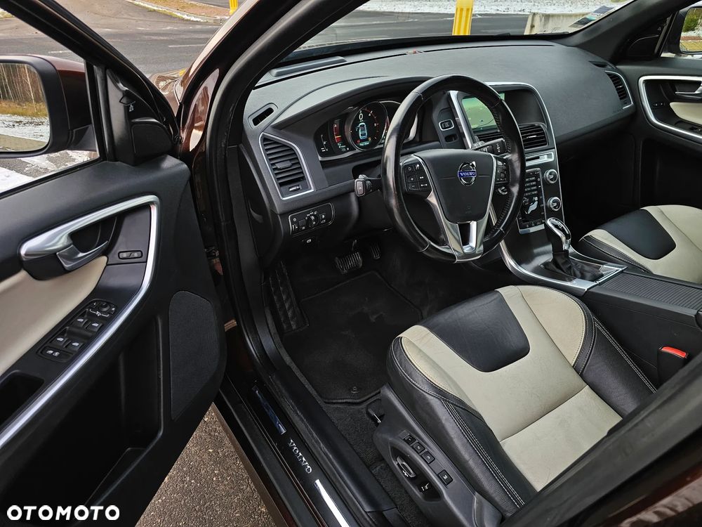 Volvo XC 60 D4 Geartronic Summum - 13