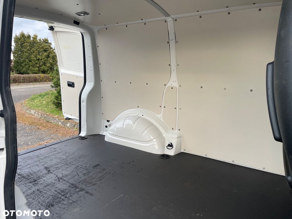 Volkswagen Transporter - 8