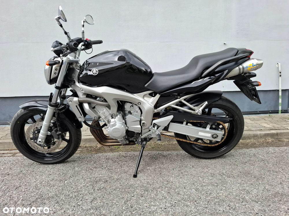 Yamaha FZ6 - 4