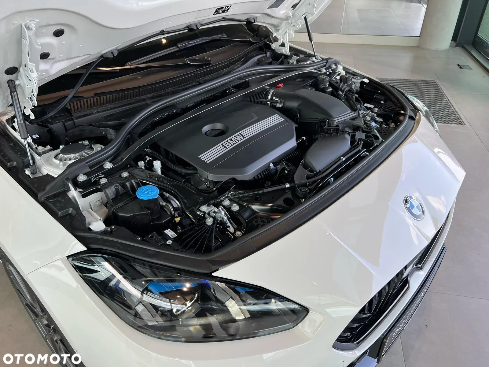 BMW Seria 2 220 mHEV - 28