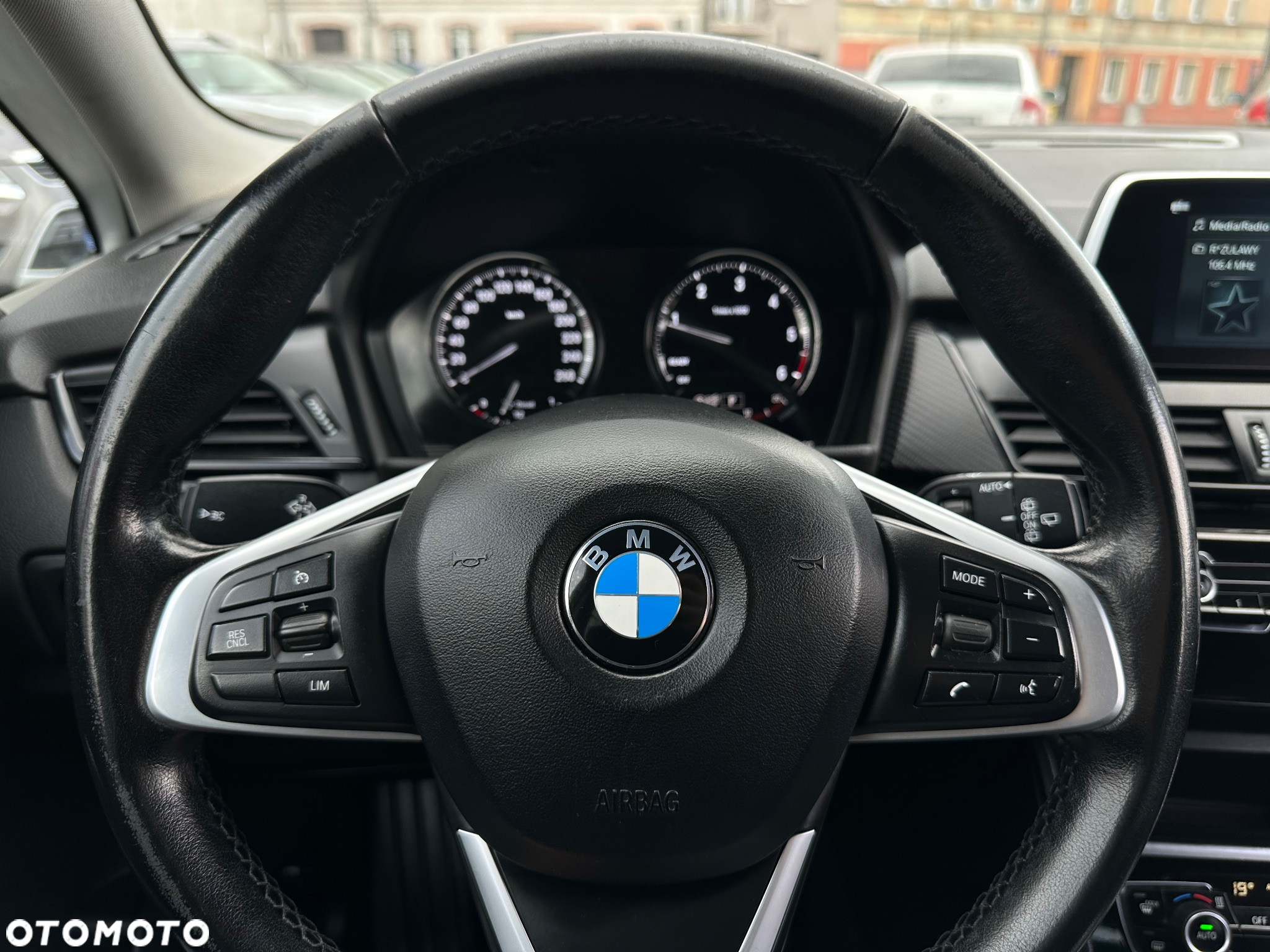 BMW Seria 2 218d GT M Sport - 31
