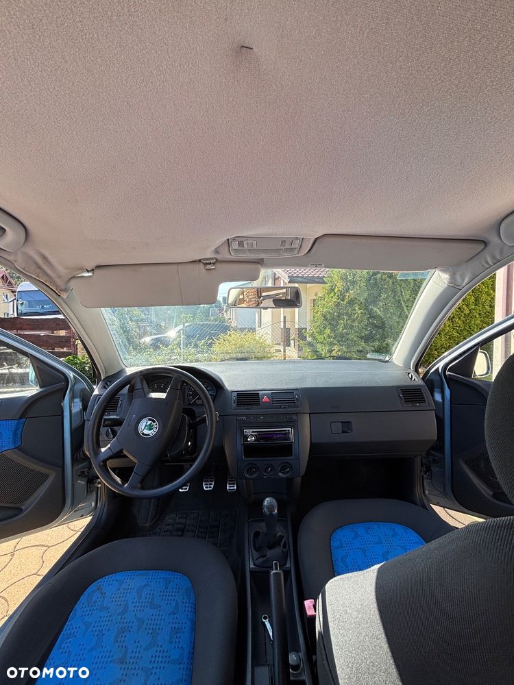 Skoda Fabia 1.4 16V Comfort - 21