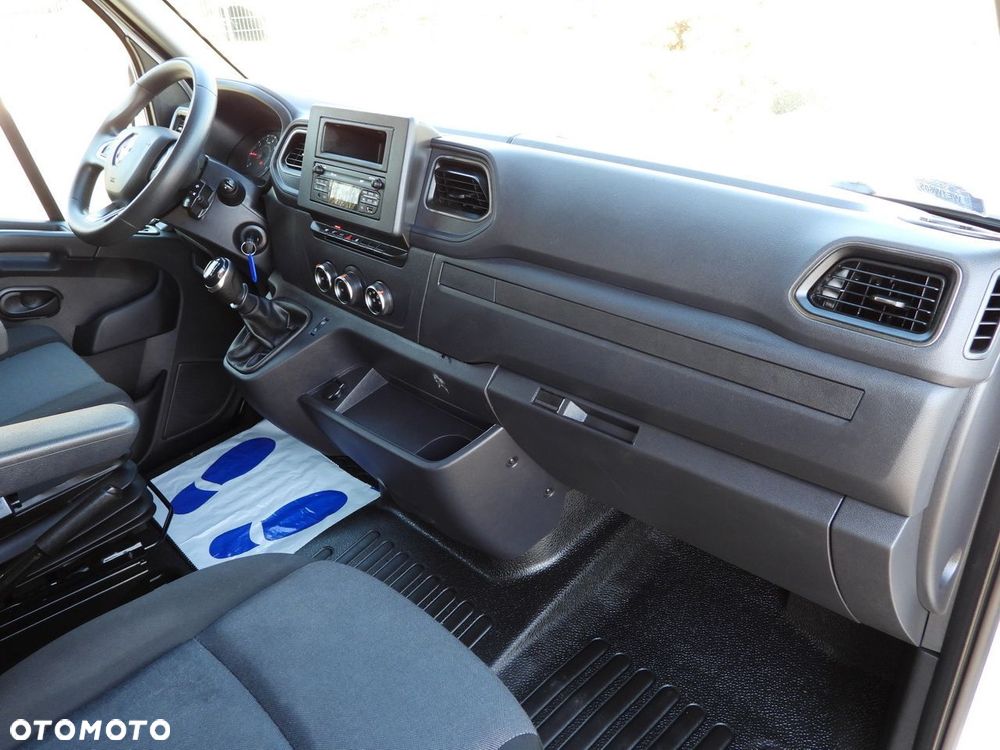 Renault MASTER PLANDEKA 10 PALET WEBASTO TEMPOMAT LEDY PNEUMATYKA KLIMATYZACJA  165KM - 36