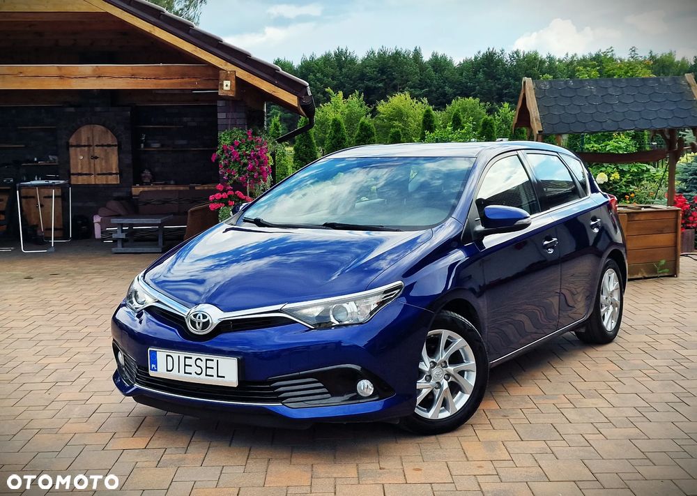 Toyota Auris 1.6 D-4D Prestige - 3