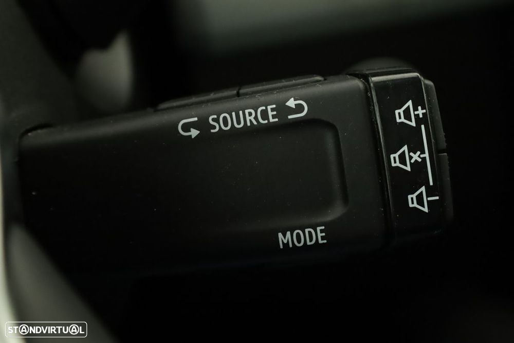 Renault Zoe (c/ Bateria) E-Tech EV50 Evolution - 19