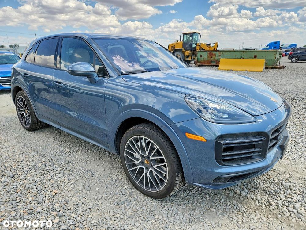 Porsche Cayenne - 5