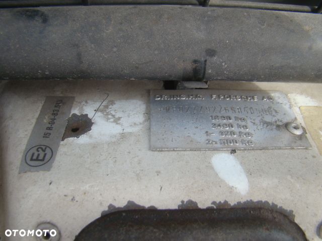 Porsche 928 - 38