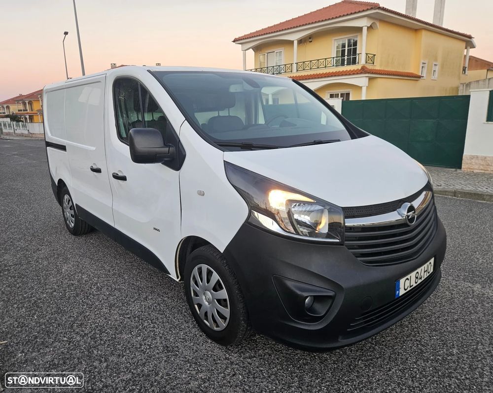 Opel Vivaro 1.6 CDTI Biturbo - IVA Dedutível - 19