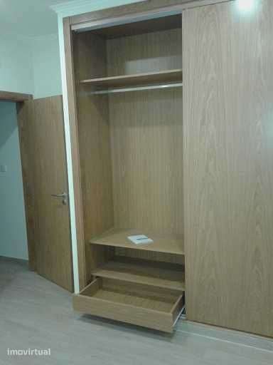 Apartamento T1, Reboleira - Grande imagem: 2/12