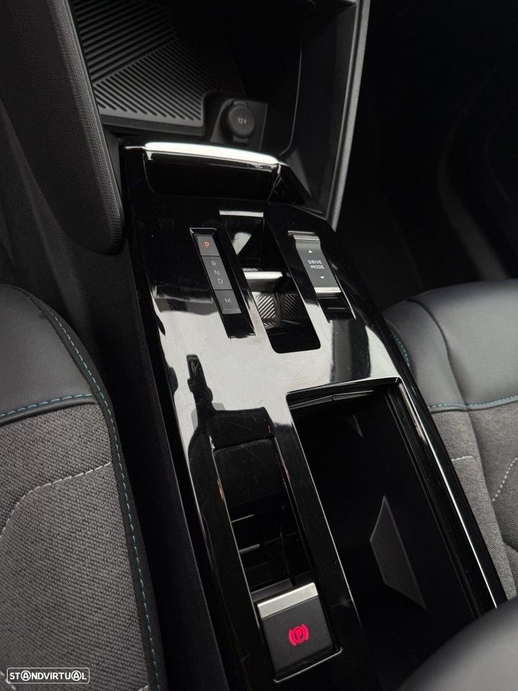 Citroën C4 1.2 PureTech Shine EAT6 - 6