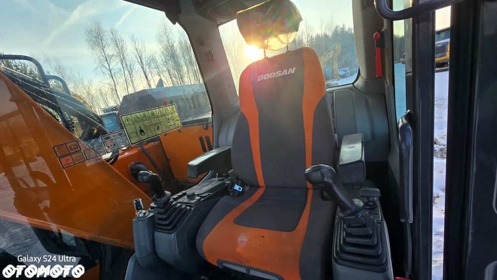 Doosan Dx140 - 11