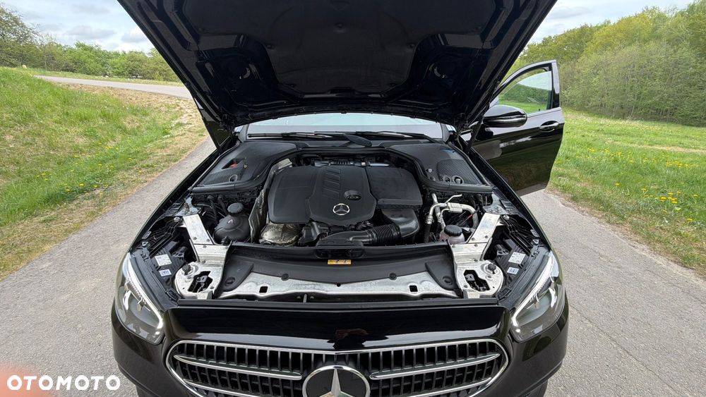 Mercedes-Benz Klasa E 220 d 9G-TRONIC - 37