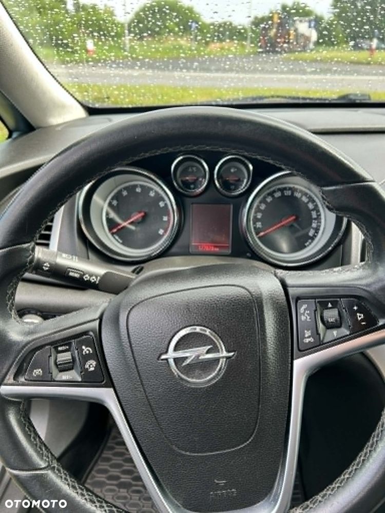 Opel Astra 1.4 Turbo Design Edition - 14