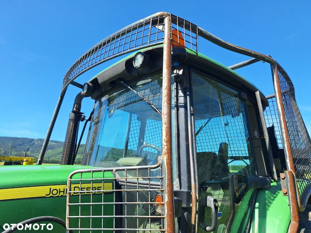 John Deere 6130 Standard 4X4 - 17