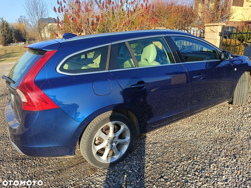 Volvo V60 D3 Ocean Race - 10