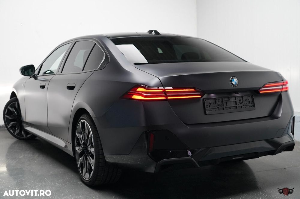 BMW Seria 5 520d xDrive Aut. - 4