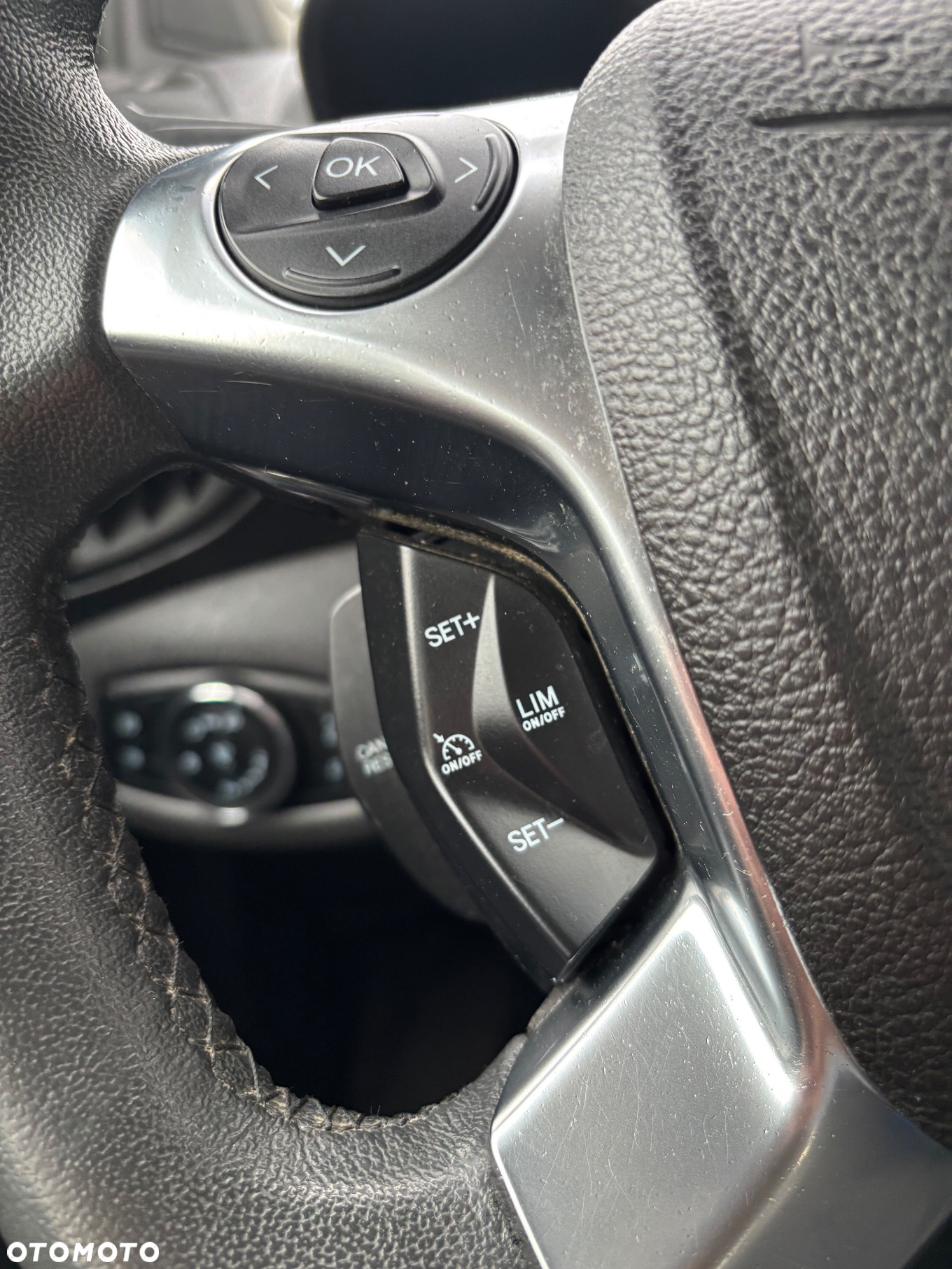Ford Tourneo Connect 1.0 EcoBoost Start-Stop Ambiente - 21