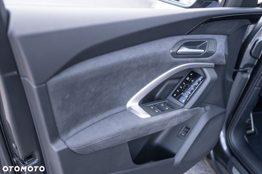 Audi Q5 Sportback - 18
