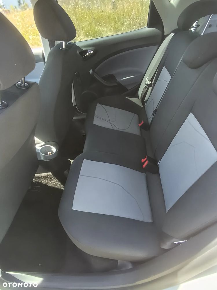 Seat Ibiza 1.4 16V Reference - 18