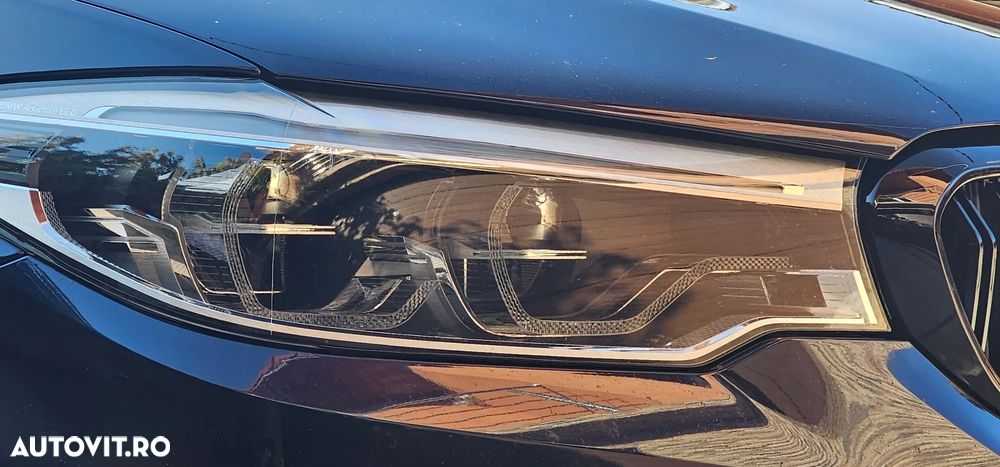 BMW Seria 5 520d Aut. - 11