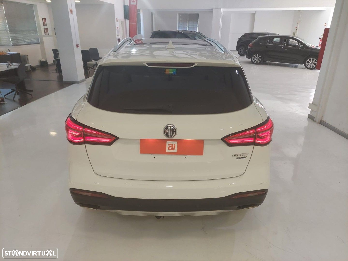 MG EHS PHEV Luxury - 8