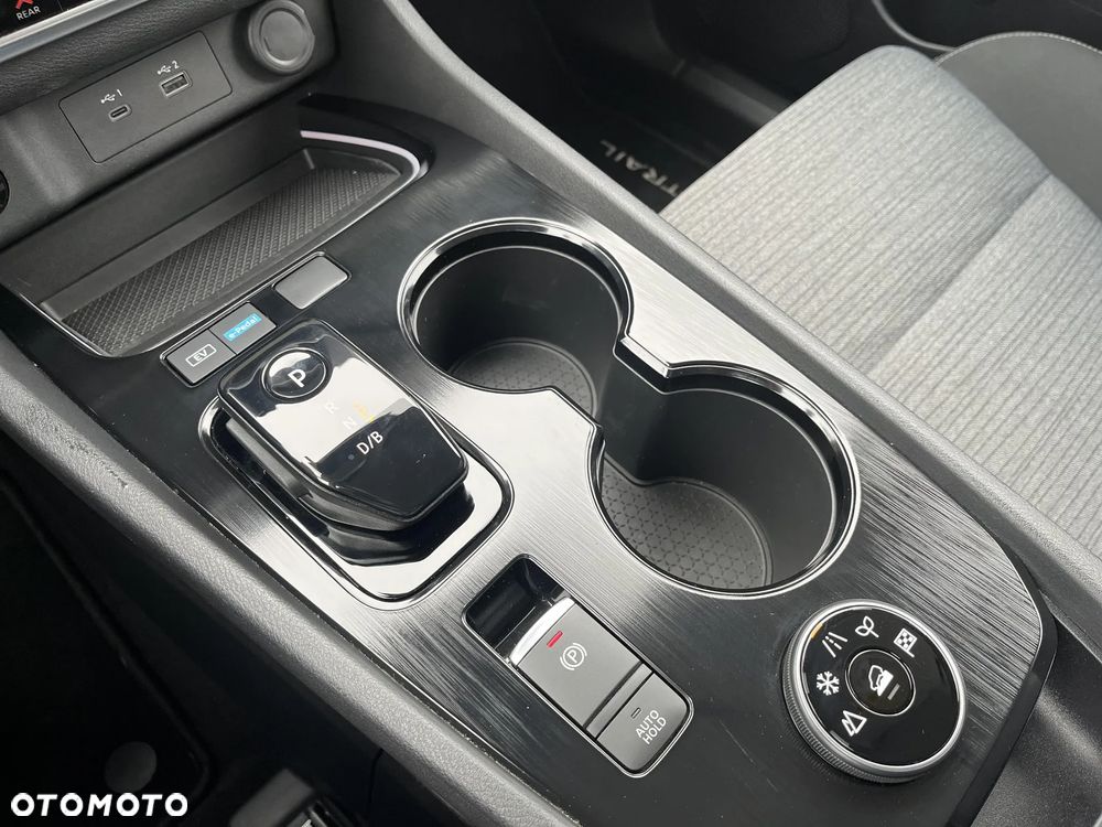 Nissan X-Trail - 16