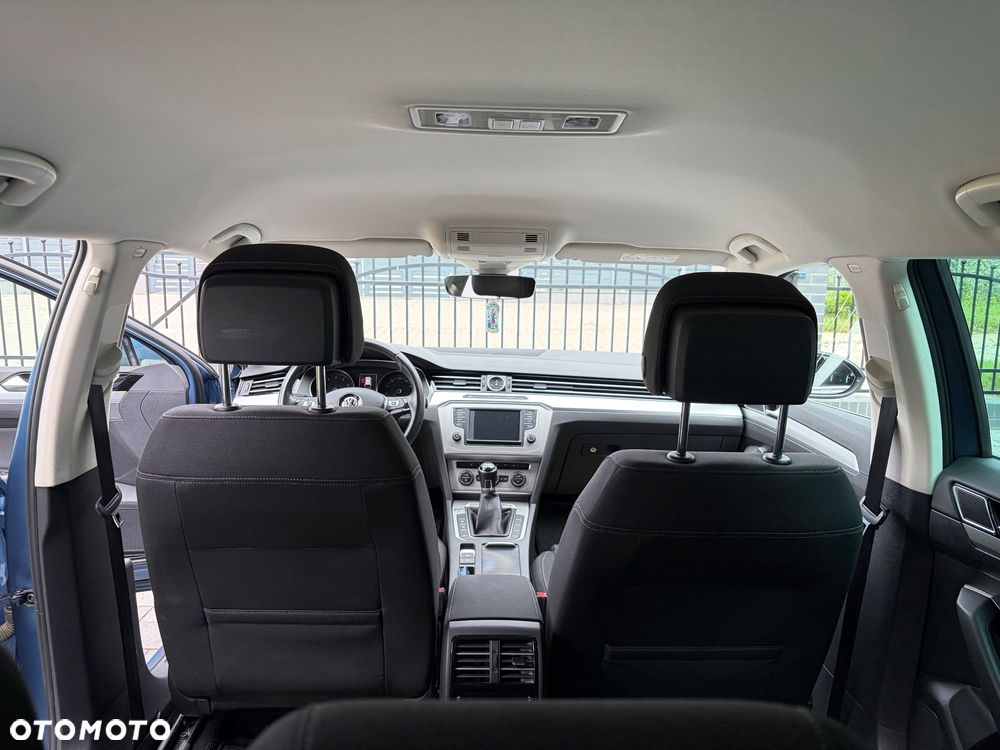 Volkswagen Passat 1.8 TSI BMT Comfortline - 14