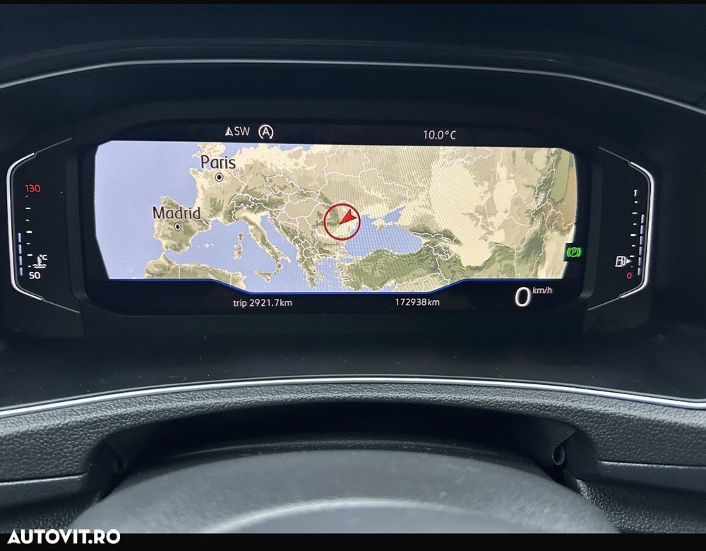 Volkswagen T-Roc - 2