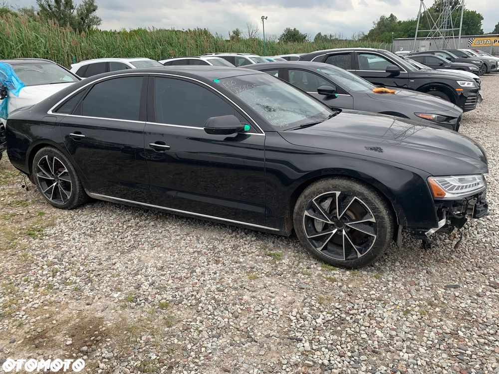 Audi A8 - 7