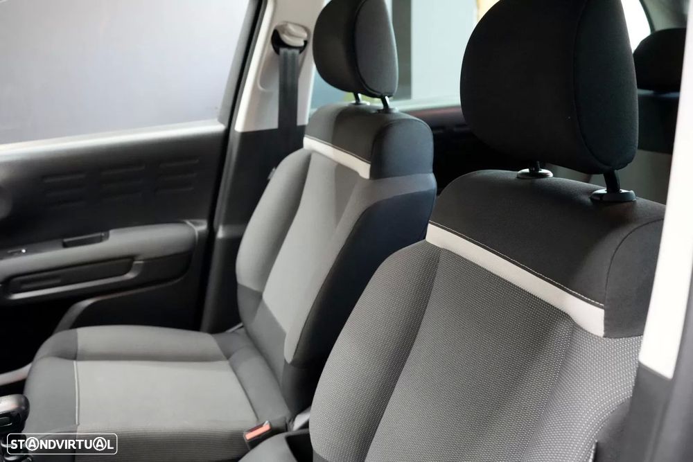 Citroën C3 Aircross 1.2 PureTech Plus - 19