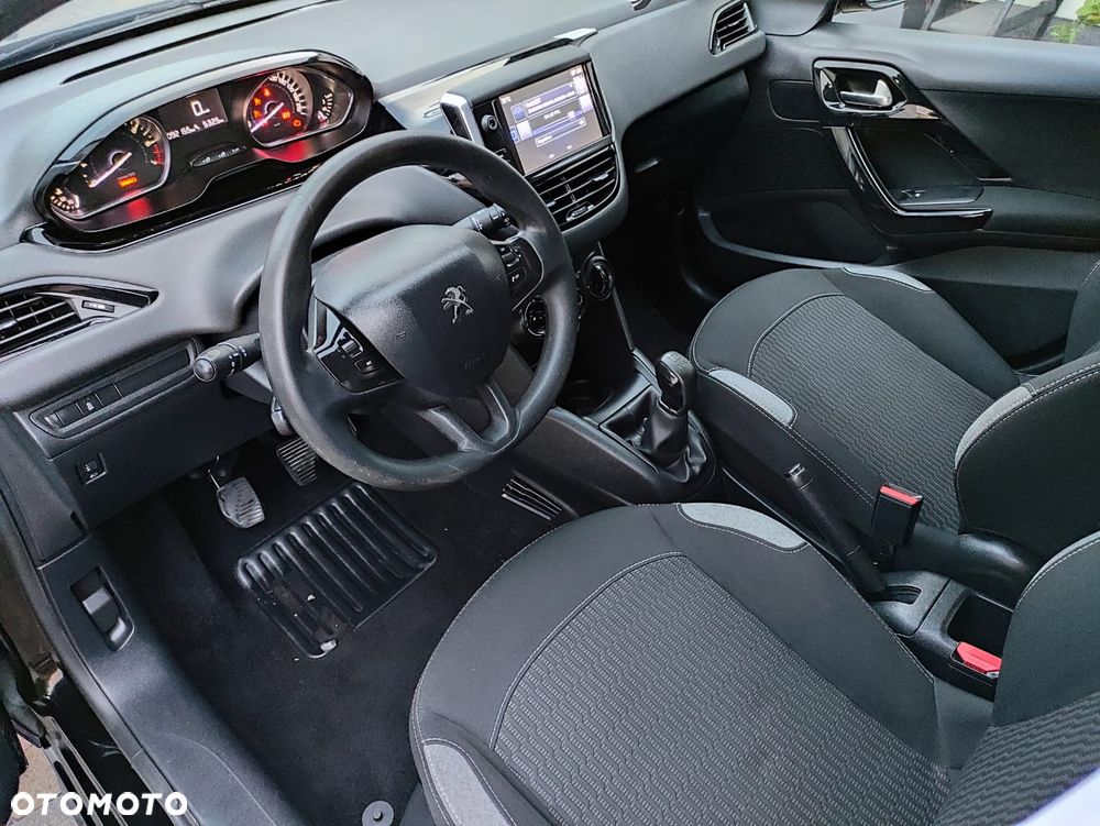 Peugeot 208 68 VTI Active - 38